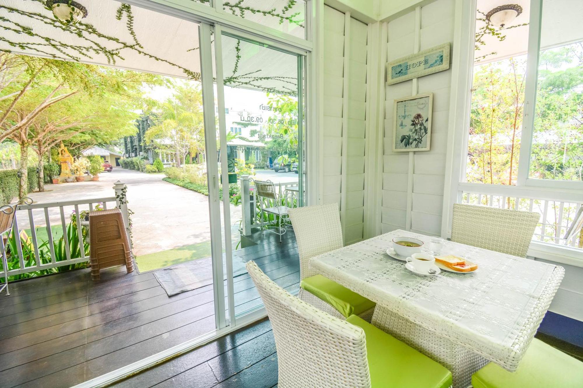 The Target Residence Chiang Rai Exterior photo